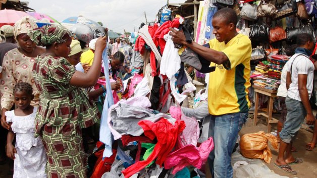 Calabar residents patronise used clothes for Christmas